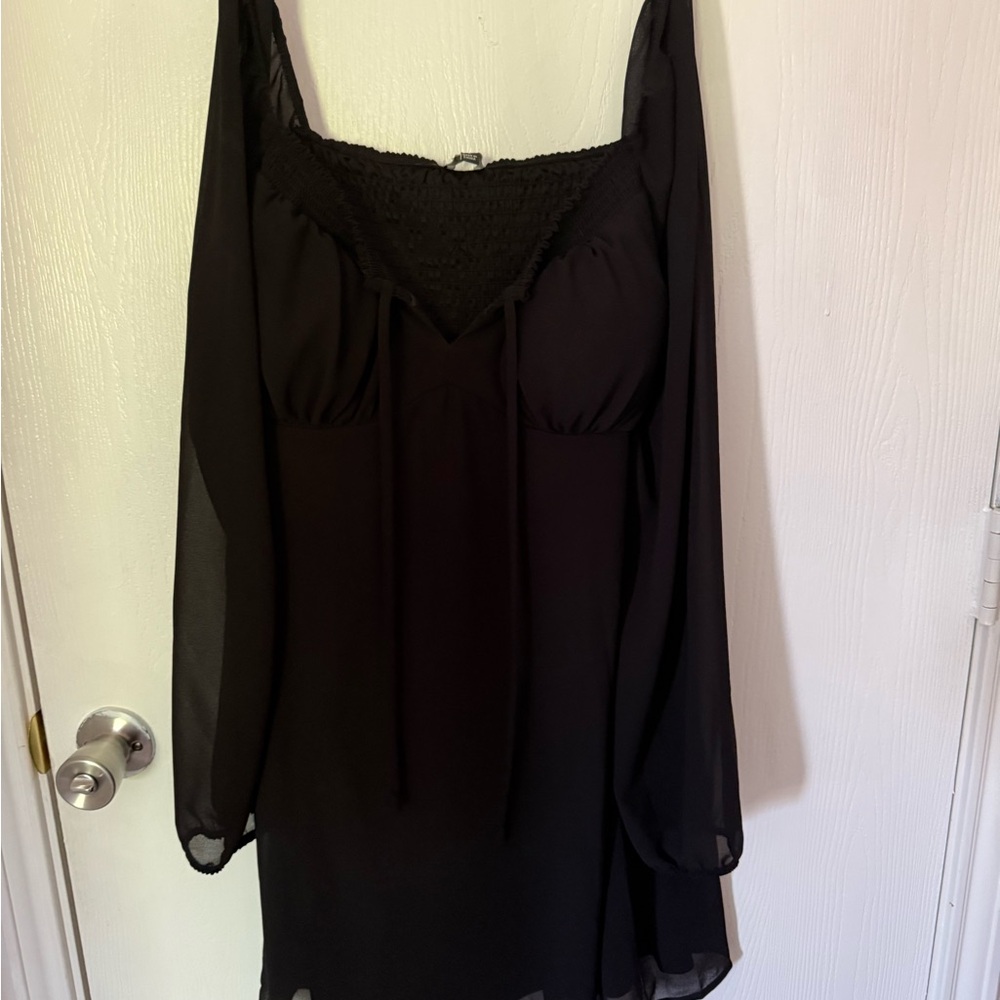 Lily Rose Black Smocked Top Size L Used One time